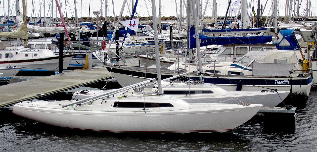 H-båd Botnia 1991 inklusive landevejstrailer sælges